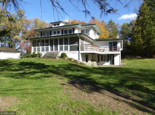 1000 Brown Rd S, Wayzata, MN 55391