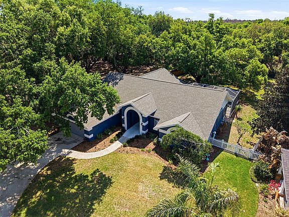 5th image of 3042 Colonial Ridge Dr