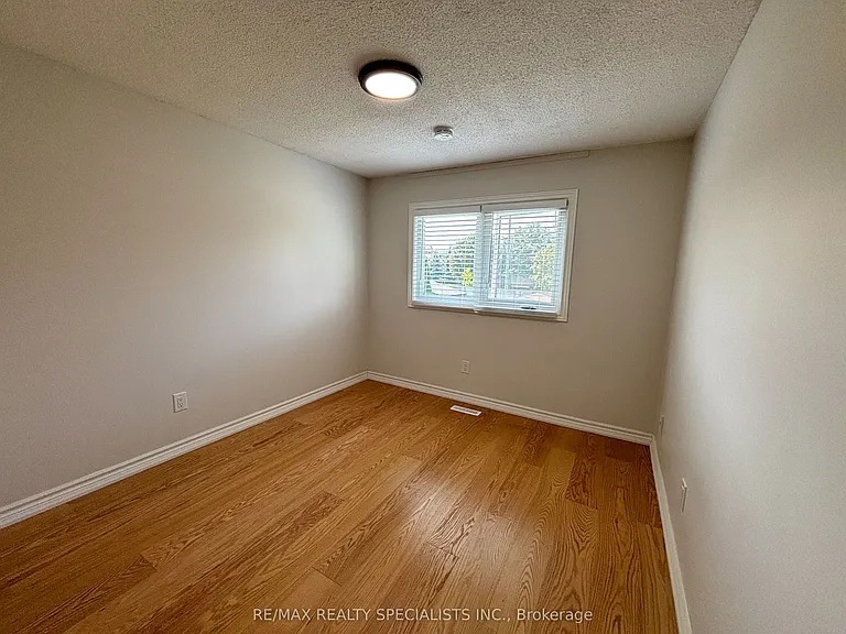 4334 Lee Dr — Photo 16