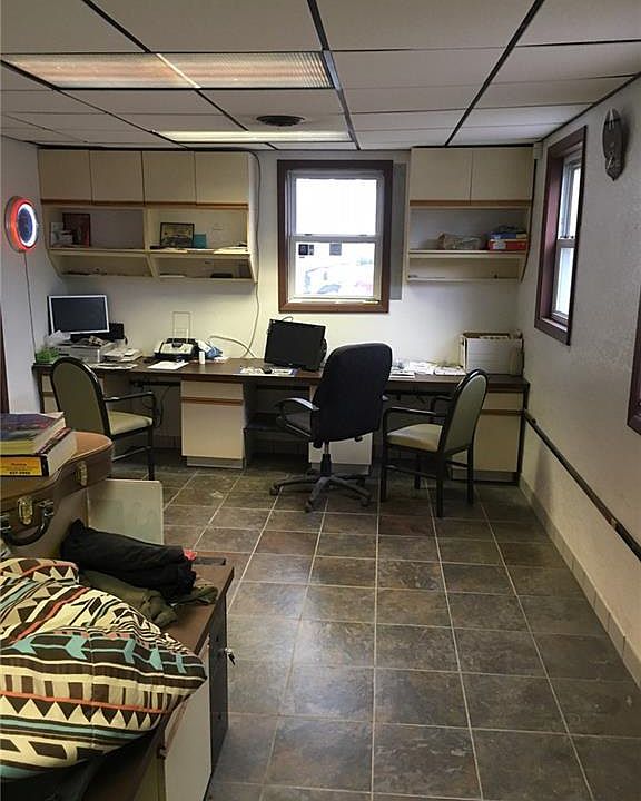 2nd image of 200 Westminster Rd