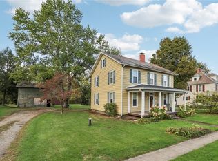 4167 Edinburg Rd, New Castle, PA 16102