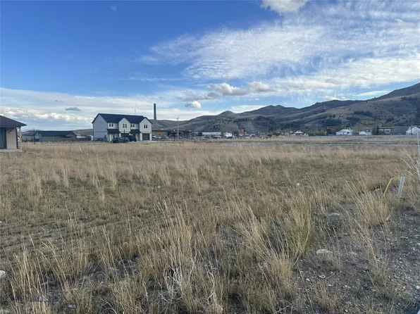 16 Anode St, Anaconda, MT 59711