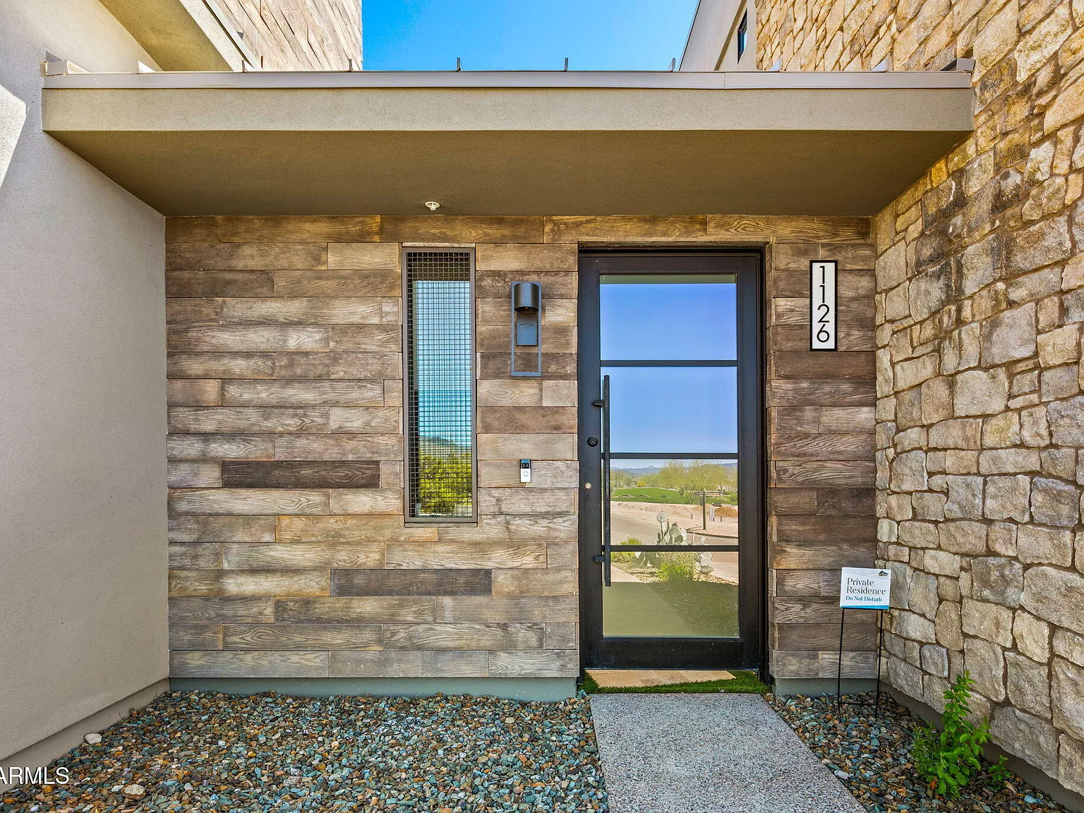 3 bed, 3.5 bath, 2453 sqft, $8,000 — Photo 4