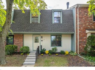 527 Kings Croft, Cherry Hill, NJ 08034