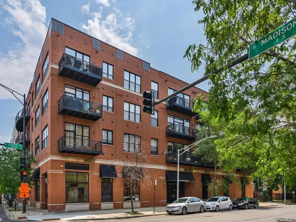 1 S Leavitt St Unit 407, Chicago, IL 60612