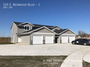 105 E Redwood Cir UNIT 1, Brandon, SD 57005