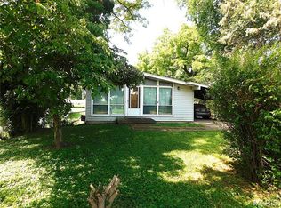6 Mound Dr, Saint Peters, MO