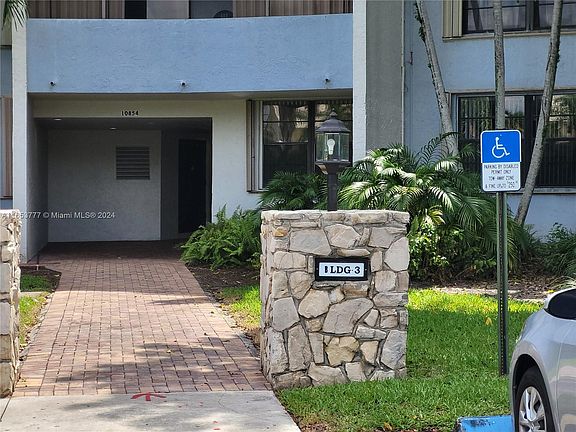 2nd image of 10854 N Kendall Dr APT 301