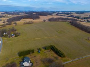 9729 N Main Extension St, Glen Rock, PA 17327