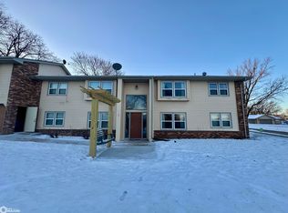 401 S Division St APT 2B, Audubon, IA 50025