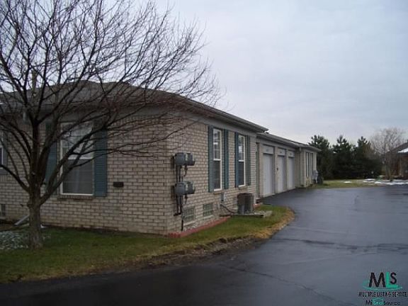 2nd image of 48584 Lacota Ct