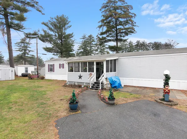 18 Pine Street, Hinsdale, NH 03451