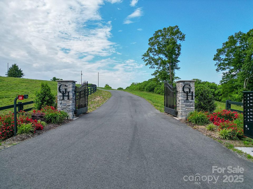 1st image of 34583 Glory Hills Dr #3