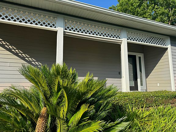 Front Porch/Entry