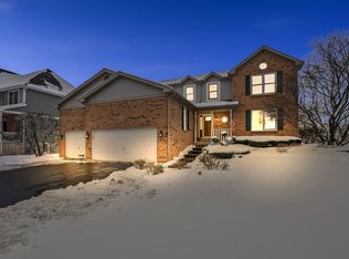 1156 Book Rd, Naperville, IL 60540