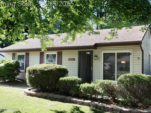 2866 James Rd, Auburn Hills, MI 48326