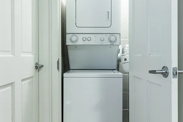 Rented by Smart City Real Estate LLC | media 7