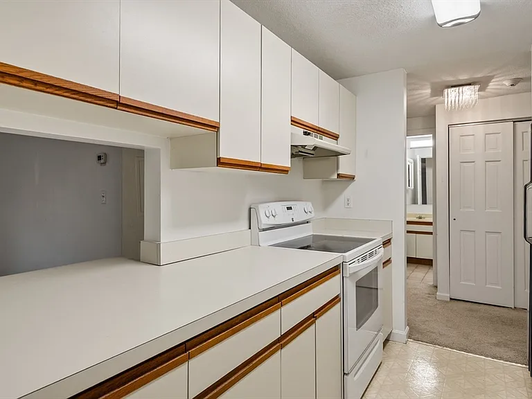 1600 Massachusetts Ave #205 — Photo 8