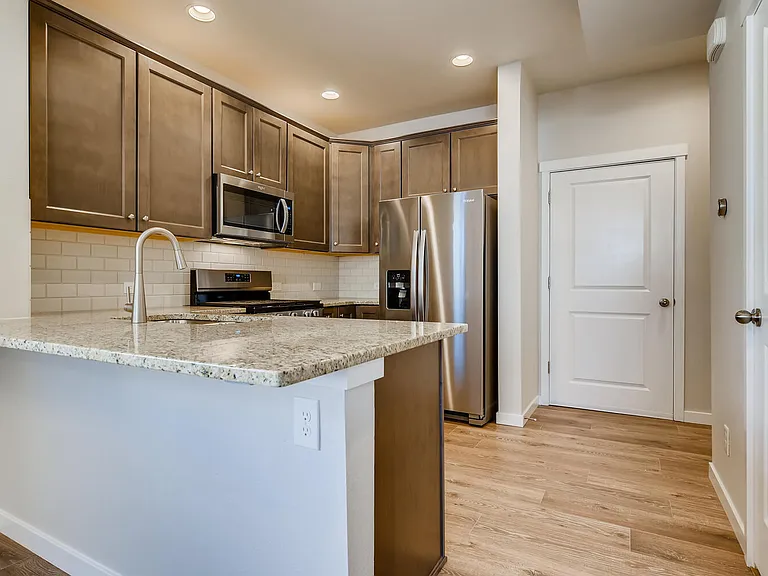 Greenways at Sand Creek Townhomes — Photo 38