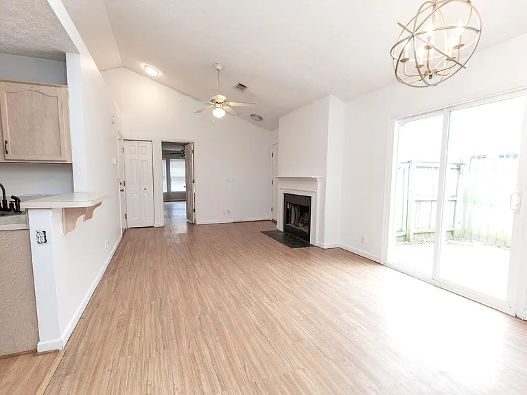 3058 Penn Meade Way — Photo 4