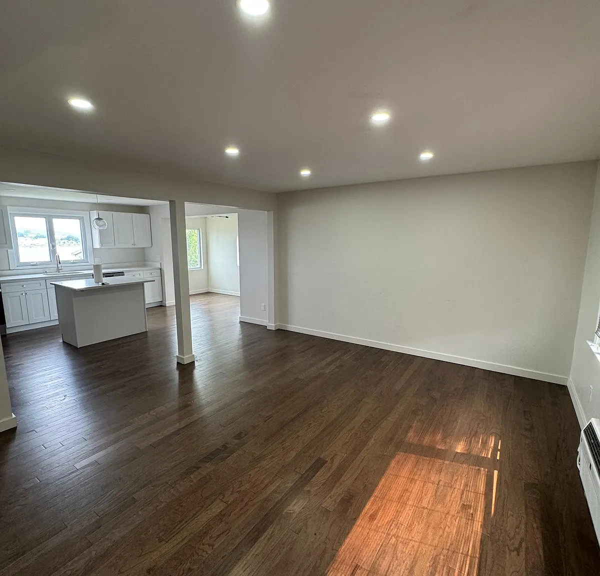 800 Quinnipiac Ave — Photo 4