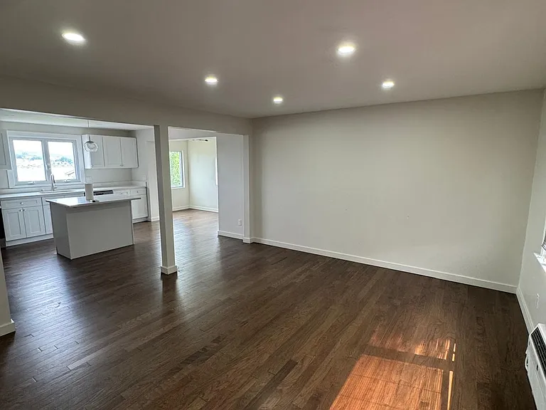 800 Quinnipiac Ave #1 — Photo 4