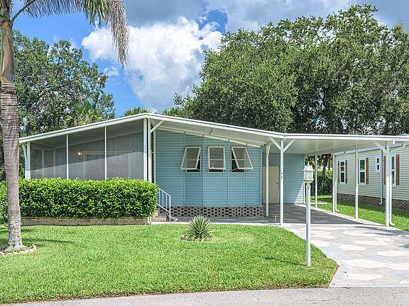 4th image of 77 Peach Palm Ln