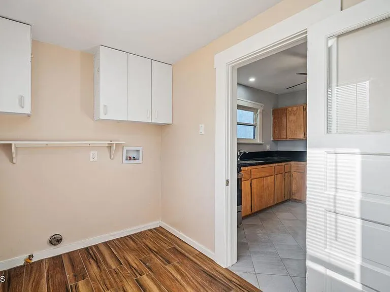 31 S Parkwood Ave — Photo 13