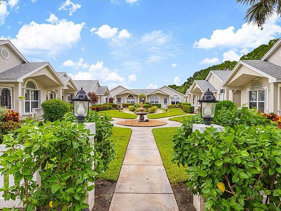 3rd image of 1196 NW Lombardy Drive