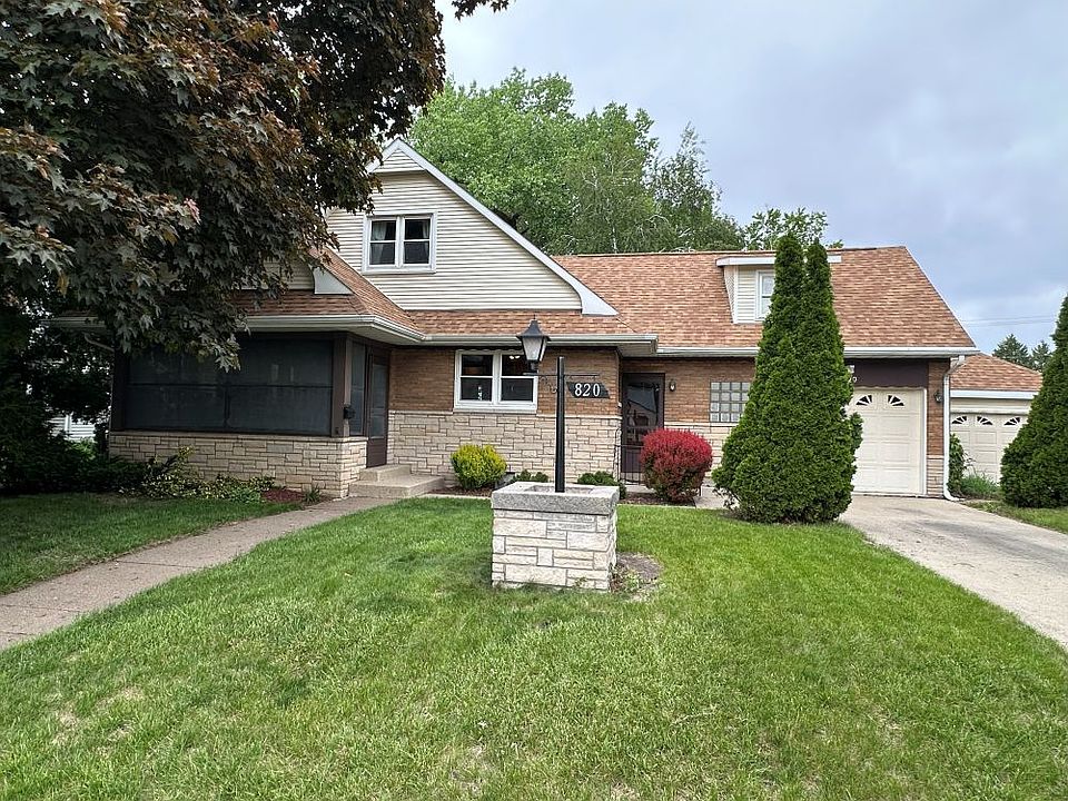 1st image of 820 11th St