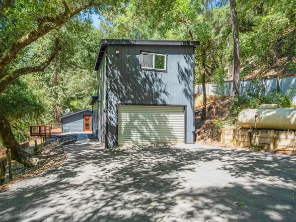 11345 Vellutini Road, Forestville, CA 95436