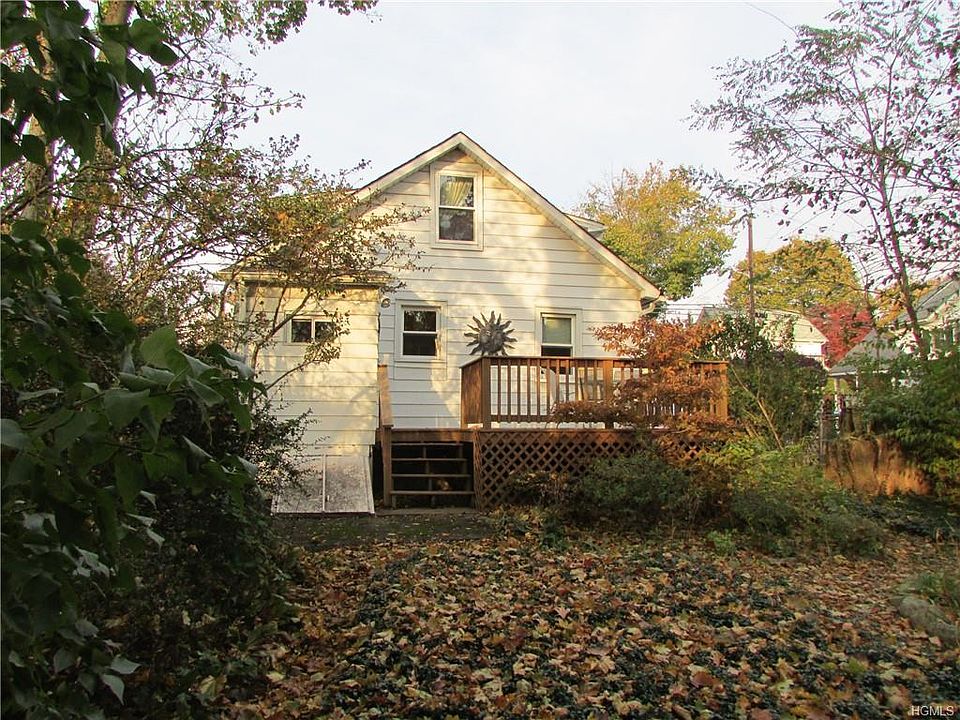 1st image of 229 6th Ave