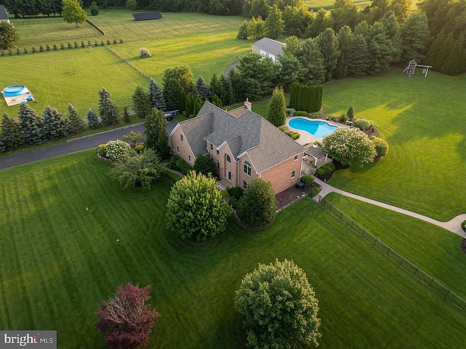 1st image of 73 Paulson Rd