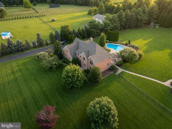 73 Paulson Rd, Wrightstown, NJ 08562