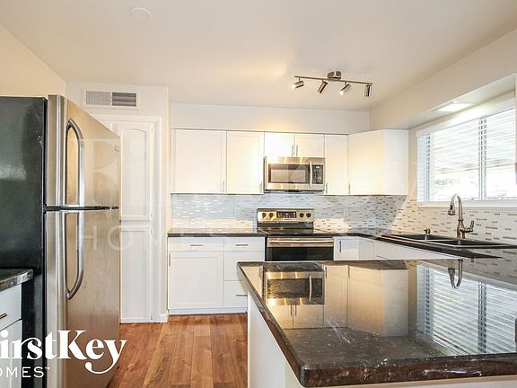 3rd image of 3835 W Camino Acequia