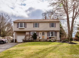 115 New Brooklyn Rd, Edison, NJ 08817