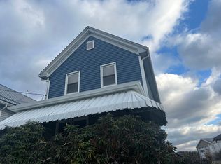 894 Wood St, California, PA 15419