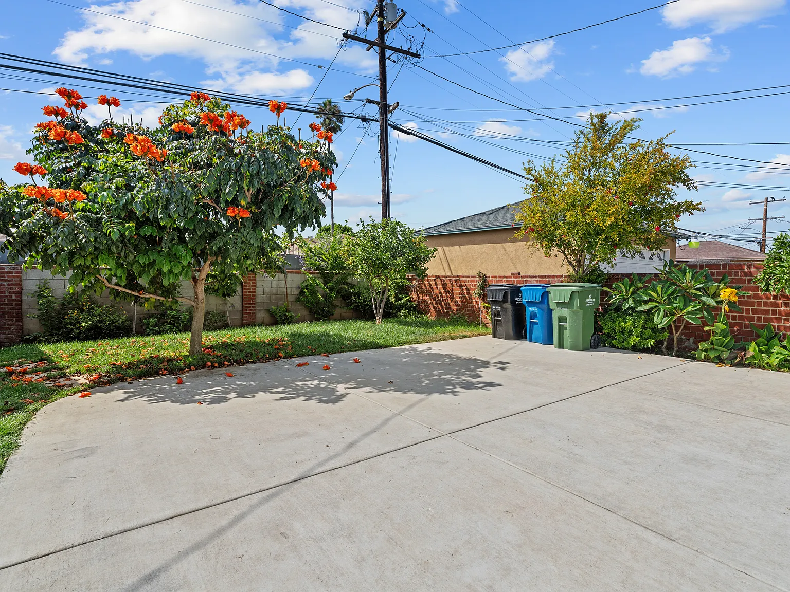 3 bed, 1439 sqft, $4,000 — Photo 4