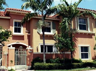 945 SW 143rd Ave, Pembroke Pines, FL 33027