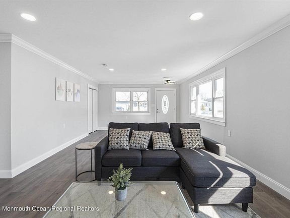 5th image of 19 Goyave St