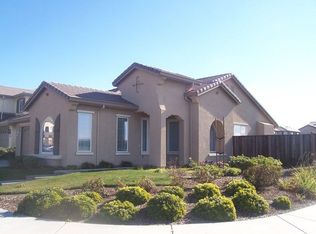 708 Pioneer Ave, Lathrop, CA 95330