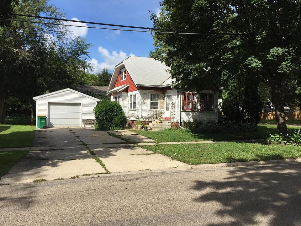2nd image of 602 S Minnesota St