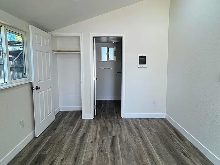 467 S Buena Vista Ave #15 — Photo 5