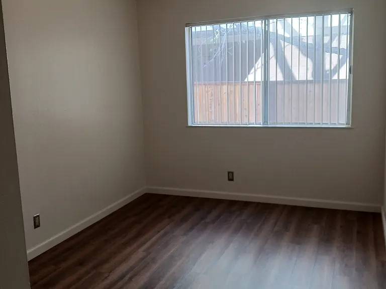 635 El Dorado Ave #101 — Photo 6