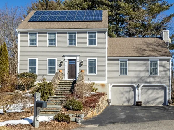 5 Kristen Ln, Maynard, MA 01754
