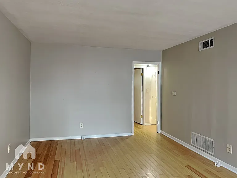730 Hill St #D — Photo 6