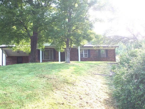 1103 Old Lick Creek Rd, Salyersville, KY 41465
