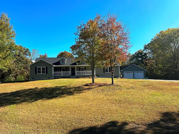 333 Old Oak Trl, Ringgold, VA 24586