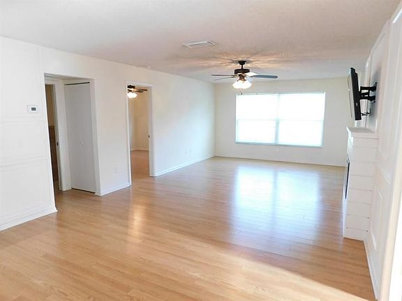 4th image of 8356 SE Croft Cir APT O-1