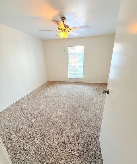 Vantage Point Apartments — Photo 10